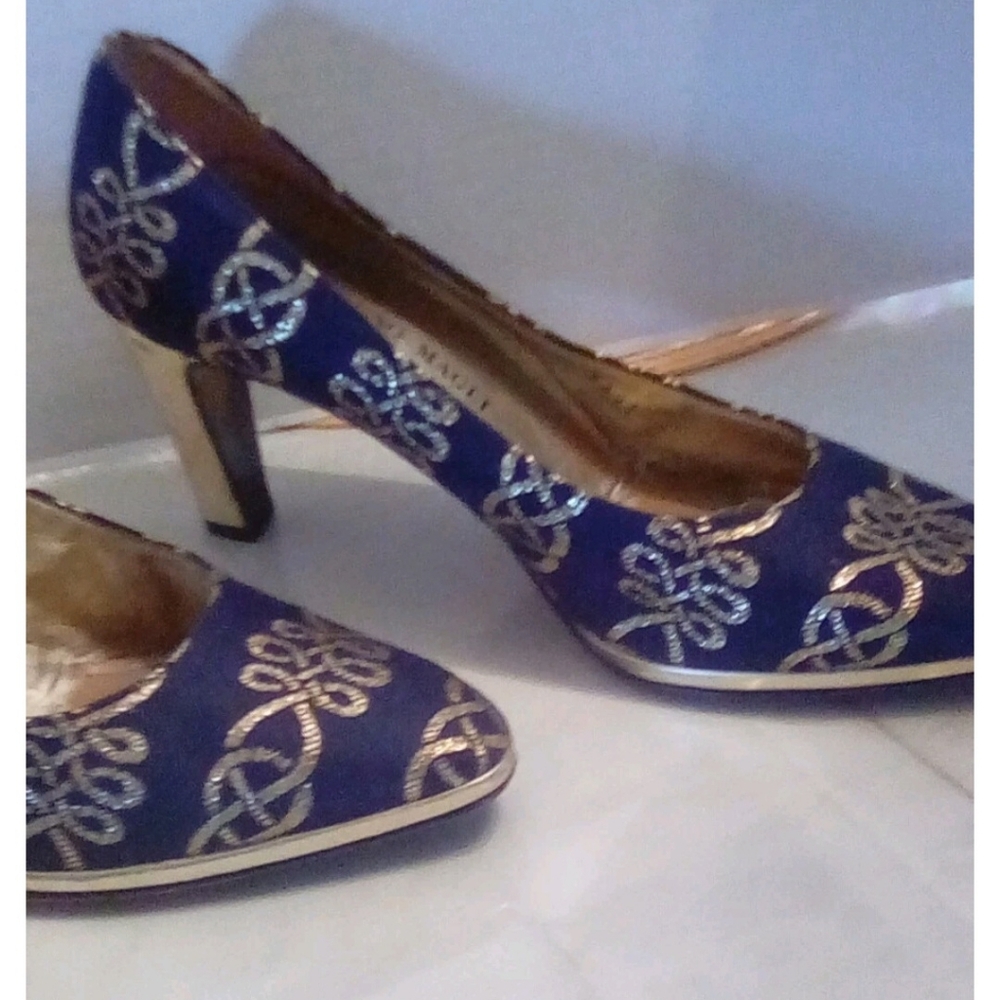 BRUNO MAGLI ,black and Gold Size 6 1/2 - Picture 6 of 8